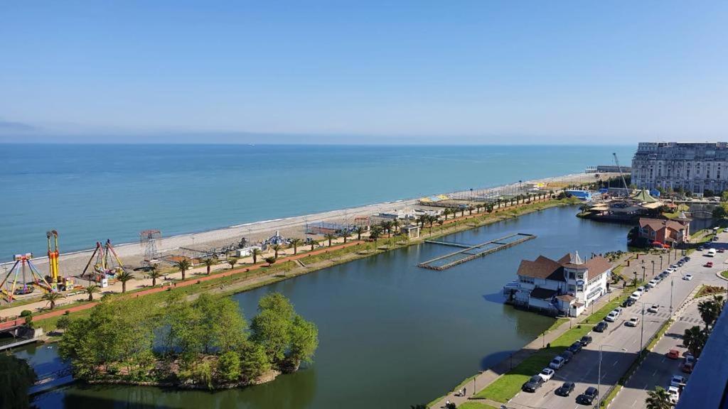 Orbi City Aparthotel Batumi Eksteriør bilde