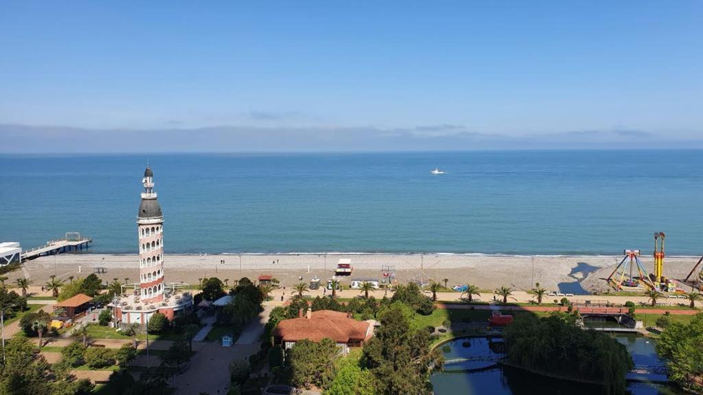Orbi City Aparthotel Batumi Eksteriør bilde